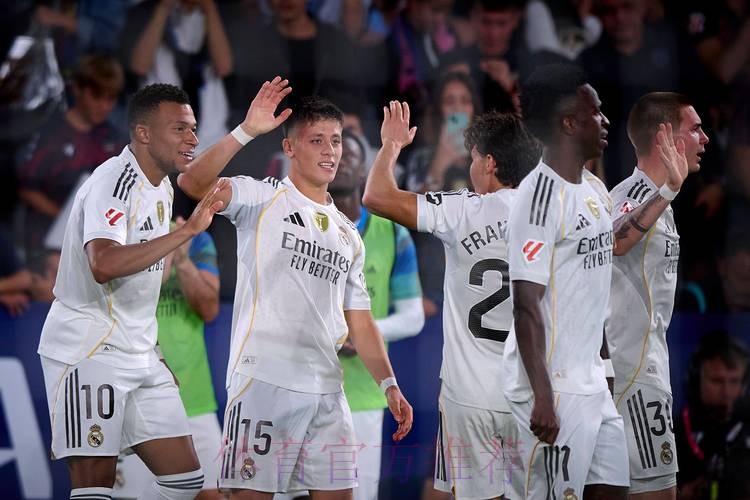 第3等级联赛小卒晃飞皇马2巨星!随后一幕帅炸